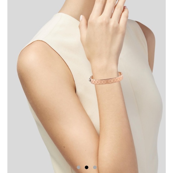 Louis Vuitton Nanogram Cuff bracelet - Picture 2 of 4